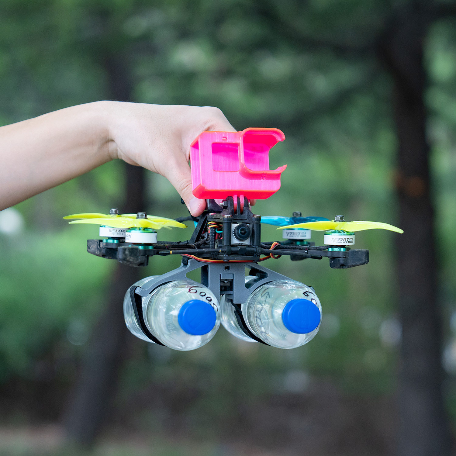 FPVドローンペイロードリリースシステム/救助用品配送ドロー - Drone Gimbal 2 Axis のレビューと価格